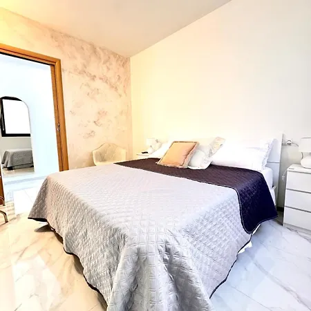 Luxury Sea View Center Apartman Olbia