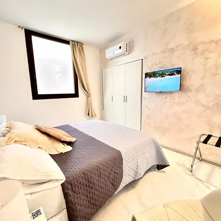 Luxury Sea View Center オルビア